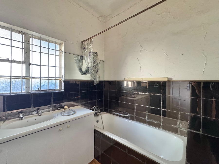 3 Bedroom Property for Sale in Kenilworth Upper Western Cape